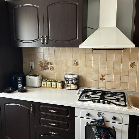 Lalelelor Apartment Suceava Exterior foto
